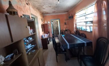 Casa a reciclar • Cabral 200 • Fray Luis Beltran