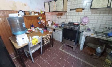 Casa a reciclar • Cabral 200 • Fray Luis Beltran
