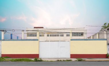 Bodega Renta Lomas de San Lorenzo 1,949 m2