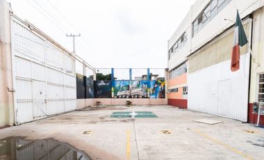 Bodega Renta Lomas de San Lorenzo 1,949 m2