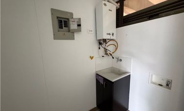 SE VENDE APARTAMENTO MEDELLN ALTOS DEL POBLADO EDIF INTERCLUB 3 habit