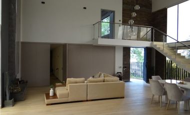 vendo casa finca Vía Rionegro San vicente Ferrer unidad cerrada