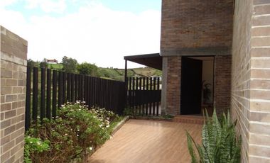 vendo casa finca Vía Rionegro San vicente Ferrer unidad cerrada