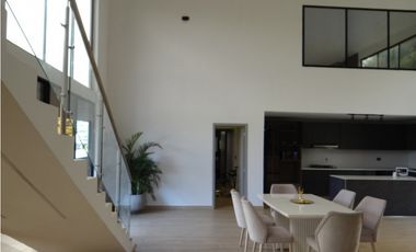 vendo casa finca Vía Rionegro San vicente Ferrer unidad cerrada