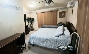 CASA EN RENTA, CONTRY - COLONIAL LA SILLA