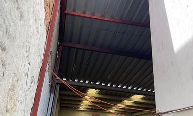 SE  VENDE BODEGA COMERCIAL CON EXCELENTE UBICACION