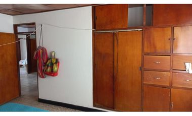 CASA DISPONIBLE PARA VENTA BARRIO/CHUCHURUBI