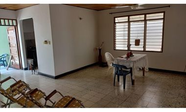 CASA DISPONIBLE PARA VENTA BARRIO/CHUCHURUBI