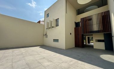 CASA  EN VENTA EN SAN JERÓNIMO