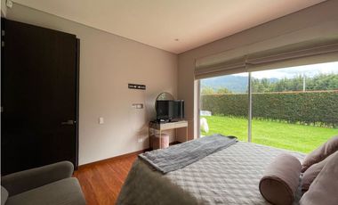 Véndenos hermosa casa en Cajicá