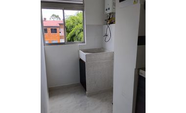 VENDO HERMOSO APARTAMENTO 5TO PISO EN LA CEJA VALVERDE