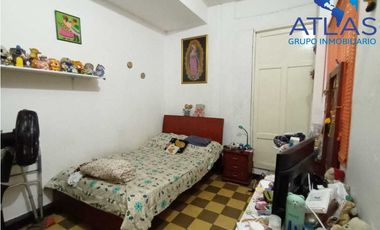 VENTA PERMUTA CASA EN EL BARRIO ALVAREZ / BUCARAMANGA COD: 806