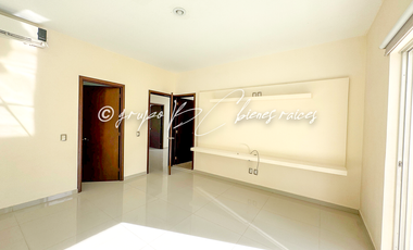 CASA EN RENTA  JARDIN REAL