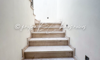 CASA EN RENTA  JARDIN REAL