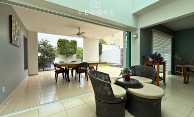 RESIDENCIA EN VENTA EN DIANA NATURA, ZAPOPAN