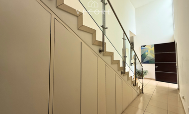 RESIDENCIA EN VENTA EN DIANA NATURA, ZAPOPAN