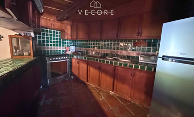 CASA EN VENTA EN EL CENTRO DE TAPALPA, JALISCO