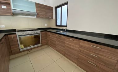 Casa en Renta en Fracc Vista Bosques Ocoyoacac, rápida salida a la CDMX
