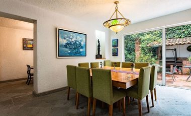 EN VENTA CASA CON SEGURIDAD EN BOSQUES DE LAS LOMAS