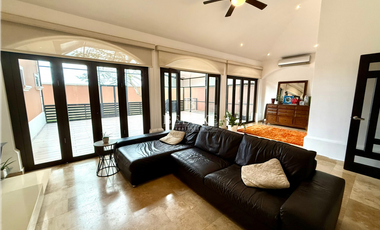 VENTA EN CASA EN SUNSET COAST - COSTA SUR (-10)