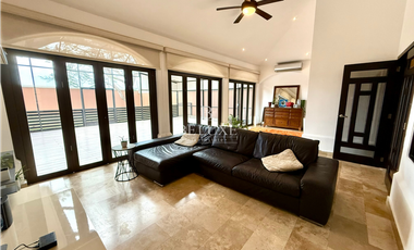 VENTA EN CASA EN SUNSET COAST - COSTA SUR (-10)