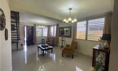 Casa en venta Duplex - Chanis (PDYM)