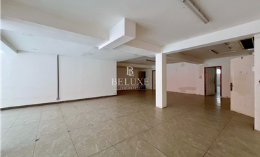 ALQUILER DE EDIFICIO COMPLETO O POR PLANTAS EN CALLE URUGUAY (8)