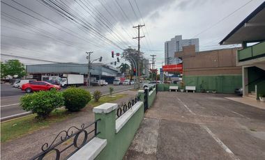 VENTA DE TERRENO+RESIDENCIAL VIA PRINCIPAL DE PARQUE LEFEVRE