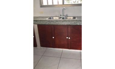 ALQUILER DE CASA EN ALGARROBOS   CENTRICA