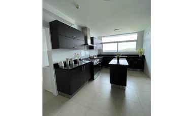 Se vende Apartamento en Altos de Panamá