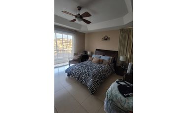 SE VENDE CASA EN PH CRYSTAL SPRING CONDADO DEL REY