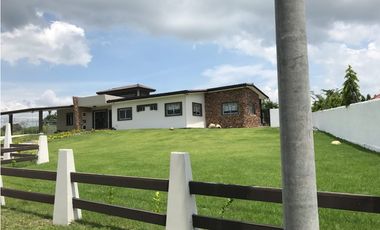 Venta de Terreno en Punta Barco - Complejo privado 