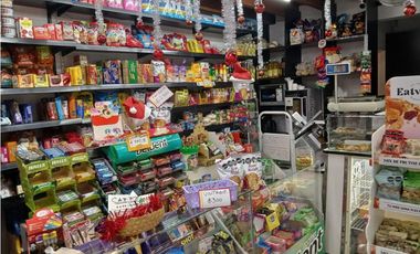 Fondo de comercio, vende! exc zona Cerro de las Rosas Cel.354169----