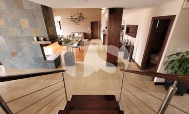 PENTHOUSE DE VENTA SECTOR COLEGIO BILINGUE, CUENCA