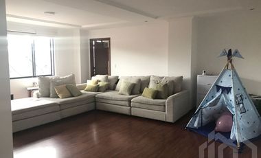 DEPARTAMENTO DE VENTA SECTOR PASEO 3 DE NOVIEMBRE CUENCA