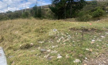 TERRENO EN   VENTA  SECTOR TURI EN CUENCA