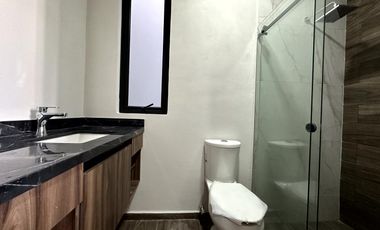 Casa en  venta en Lomas de Angelopolis con 4 recamaras y jardín