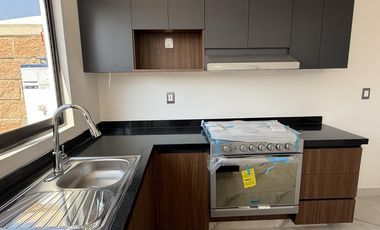 Arzua Residencial CASA NUEVA RENTA  Loreto, Lucerna, Viñedos