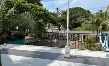 Cabaña en Venta en Coveñas, Segunda Ensenada: Lote de 1.600 m² con Casa de 200 m² con 4 Alcobas y Alta Rentabilidad