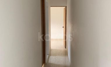 Apartamento en 2do Piso: 2 habitaciones, zona de labores y Alta Valorización