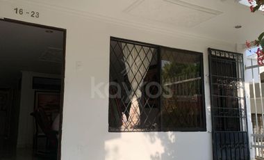 Apartamento en 2do Piso: 2 habitaciones, zona de labores y Alta Valorización