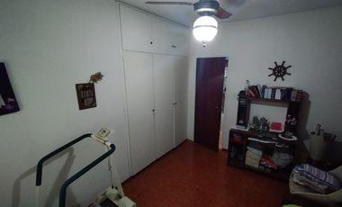 Casa en alquiler en Castelar Norte