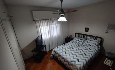 Casa en alquiler en Castelar Norte