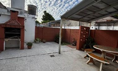 Casa PH en venta en Quilmes Oeste Centro