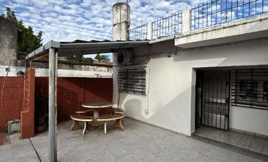 Casa PH en venta en Quilmes Oeste Centro