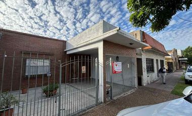 Casa PH en venta en Quilmes Oeste Centro