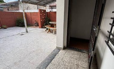 Casa PH en venta en Quilmes Oeste Centro