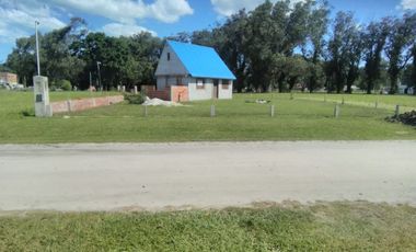 casa 3 ambiente a terminar en Playa Dorada