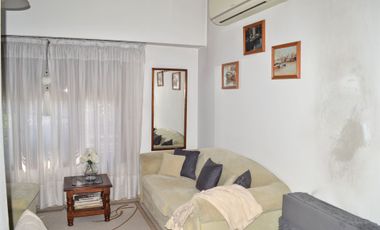 CASA 5 AMB VENTA CLAYPOLE CON QUINCHO Y COCHERA