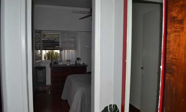 CASA 5 AMB VENTA CLAYPOLE CON QUINCHO Y COCHERA